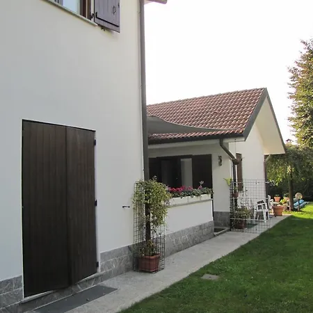 Bed and breakfast Maison D'este Casnate Con Bernate